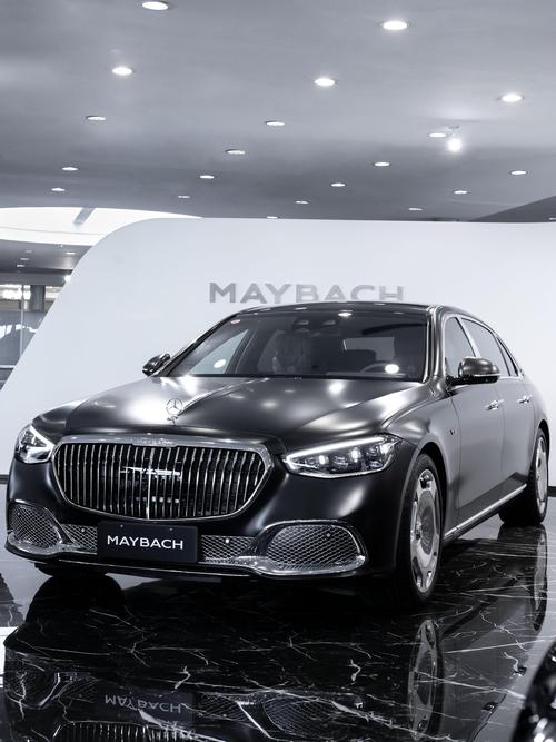 深圳158岚图汽车的售后服务让用户无忧出行，迈巴赫未来的豪华车趋势